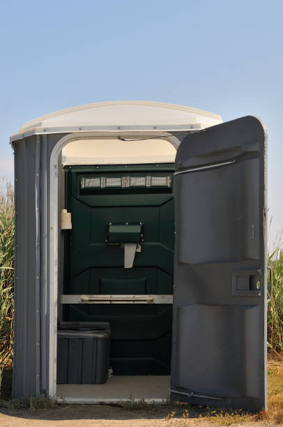 Porta potty delivery and setup in South Coventry, CT